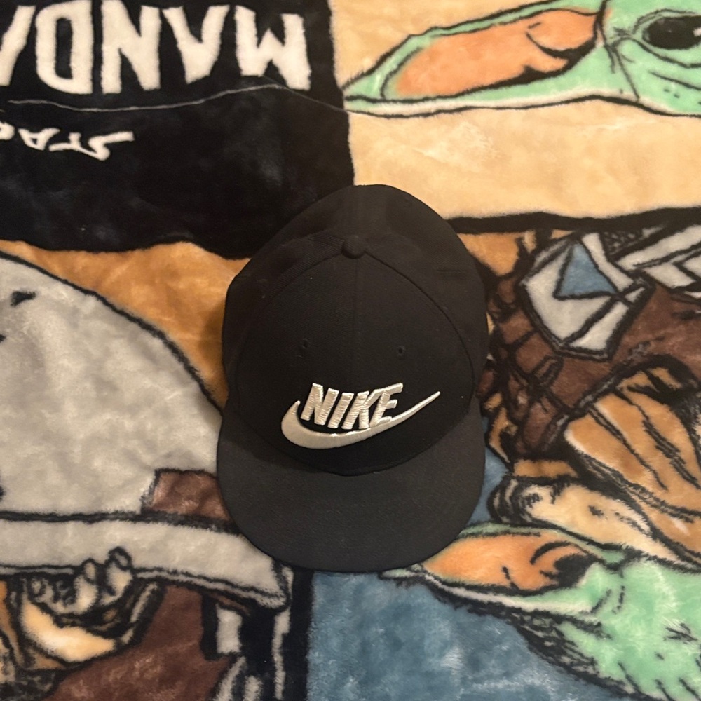 Nike Classic Black SnapBack Hat